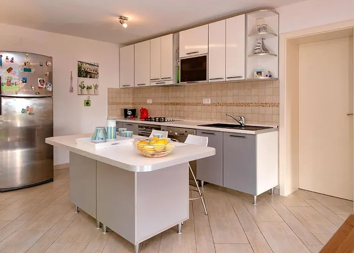 With A Parking Space Hvar - 11427