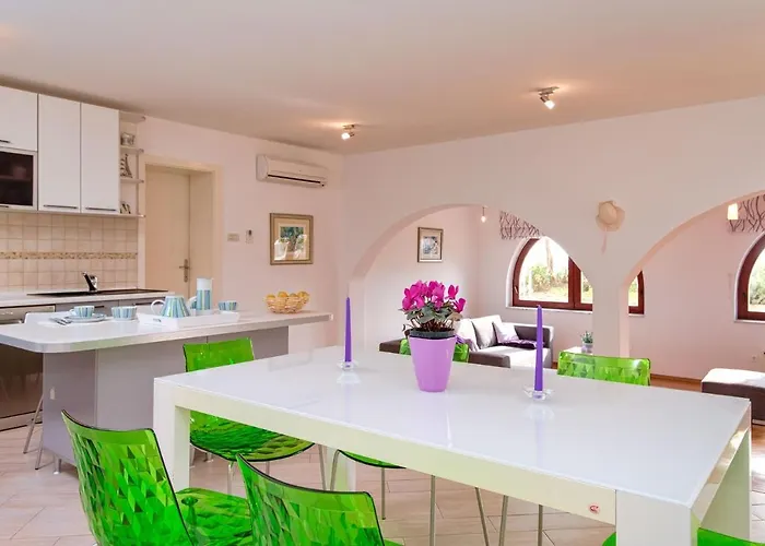 With A Parking Space Hvar - 11427 Apartament Hvar Town